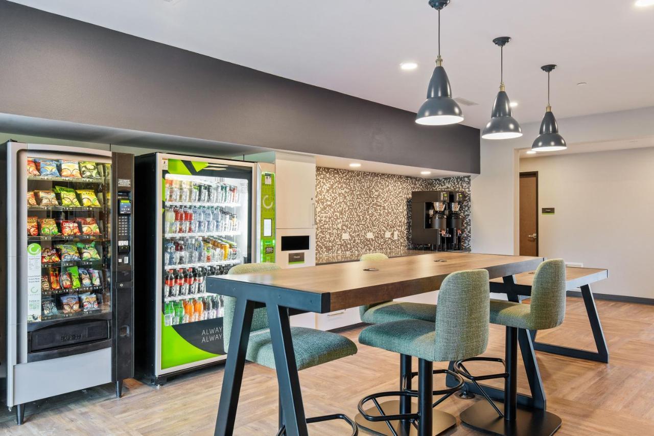 Extended Stay America Premier Suites - Tampa - Fairgrounds - Casino Eksteriør bilde