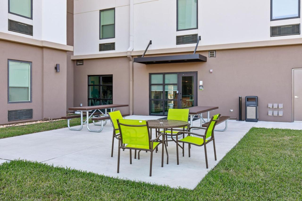 Extended Stay America Premier Suites - Tampa - Fairgrounds - Casino Eksteriør bilde