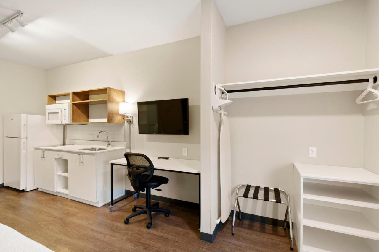 Extended Stay America Premier Suites - Tampa - Fairgrounds - Casino Eksteriør bilde