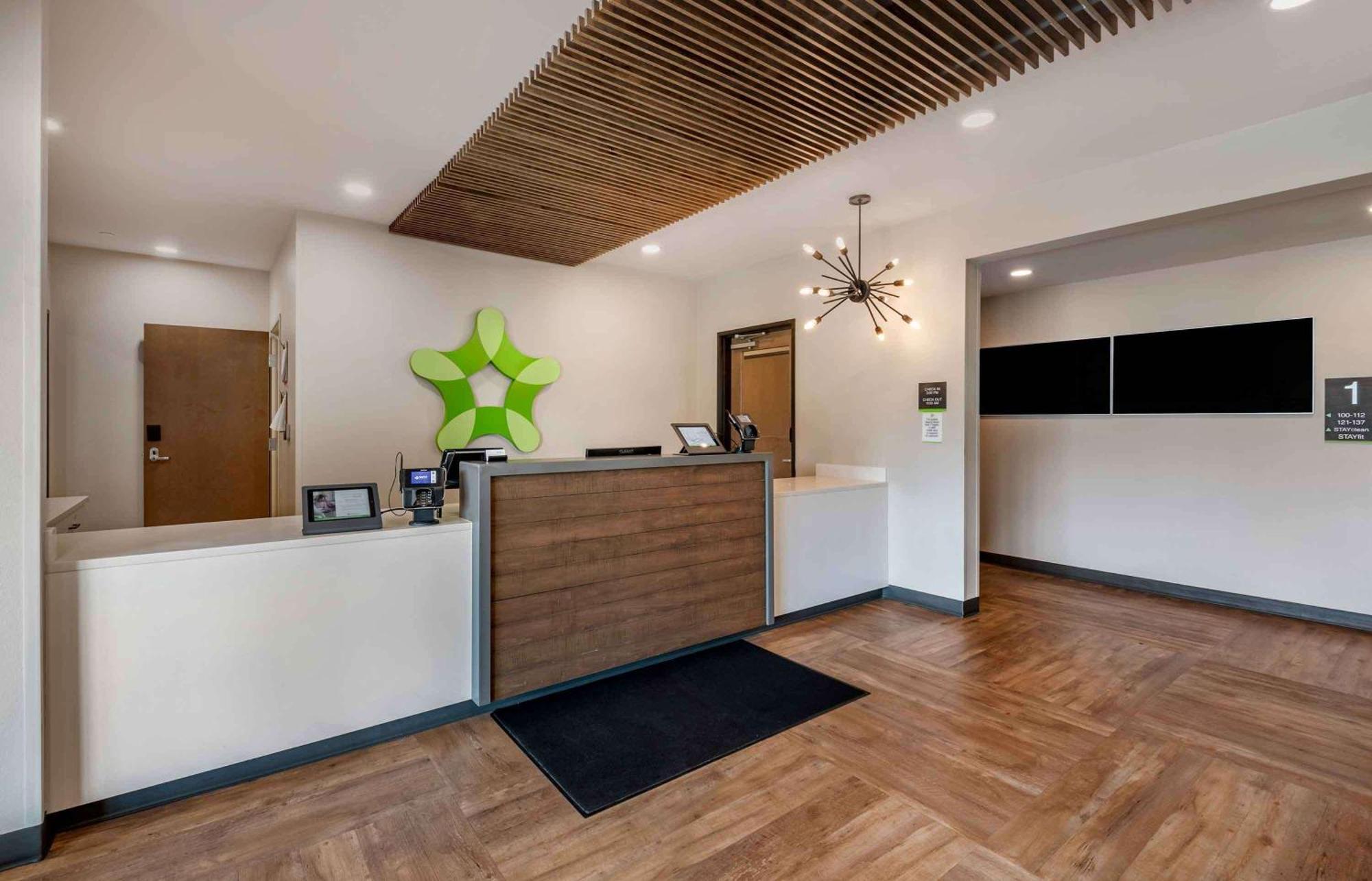 Extended Stay America Premier Suites - Tampa - Fairgrounds - Casino Eksteriør bilde