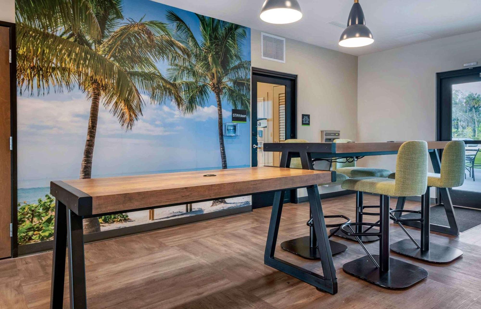 Extended Stay America Premier Suites - Tampa - Fairgrounds - Casino Eksteriør bilde