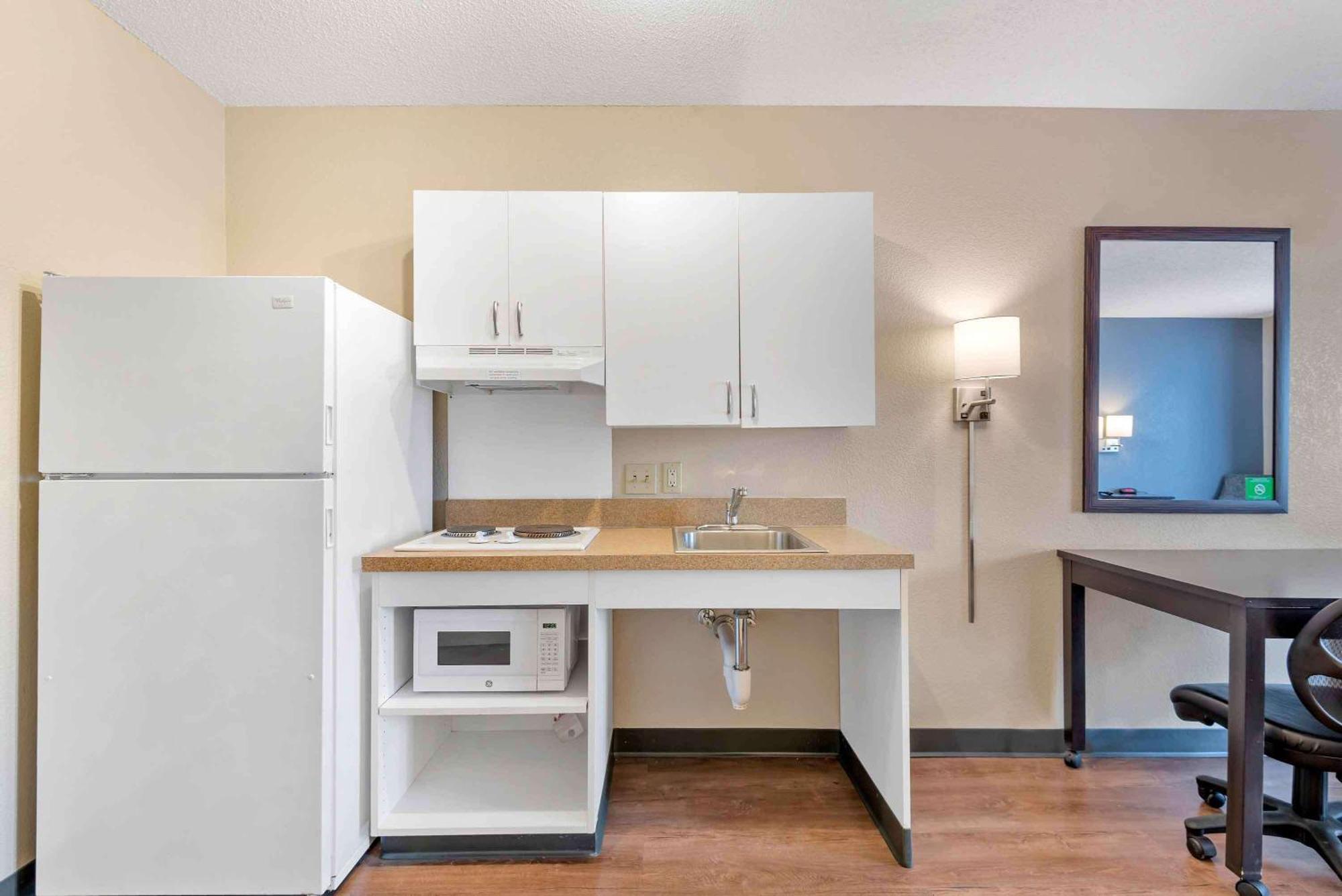 Extended Stay America Premier Suites - Tampa - Fairgrounds - Casino Eksteriør bilde