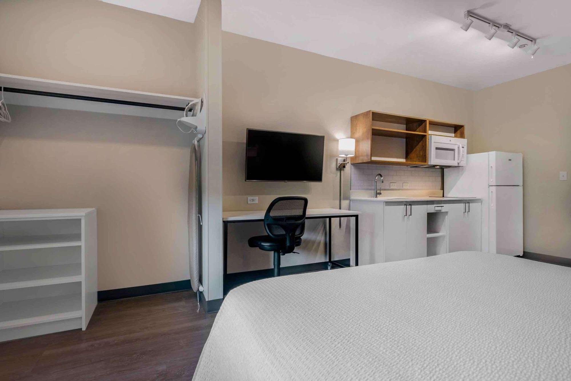 Extended Stay America Premier Suites - Tampa - Fairgrounds - Casino Eksteriør bilde